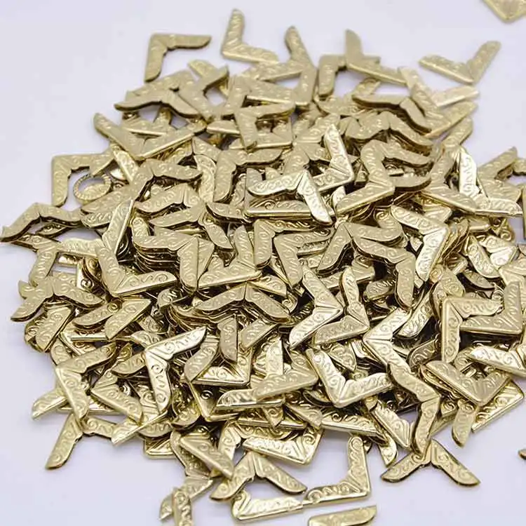 High quality metal luggage frame corner protector for boxes