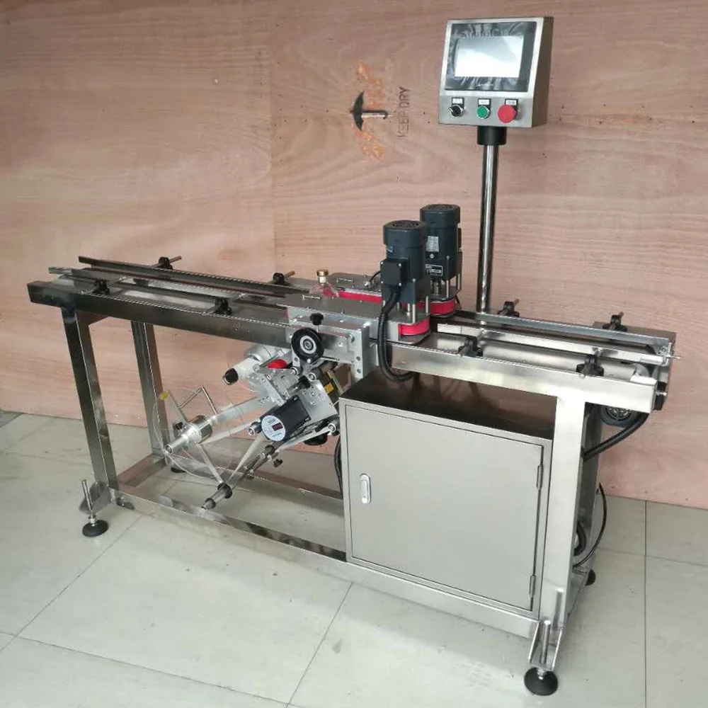 YM210X Automatic Top Bottom Plane Adhesive Box Labeling Machinery Container Sticker For Flat Surface