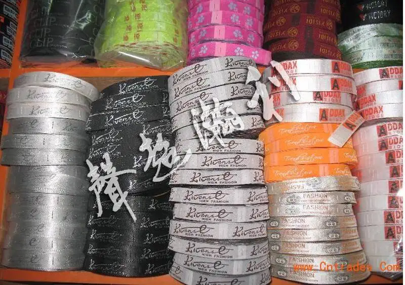 Ultrasonic Automatic Woven Label Cutting And Slitting Machine,Automatic Slitting Machine For Woven Label