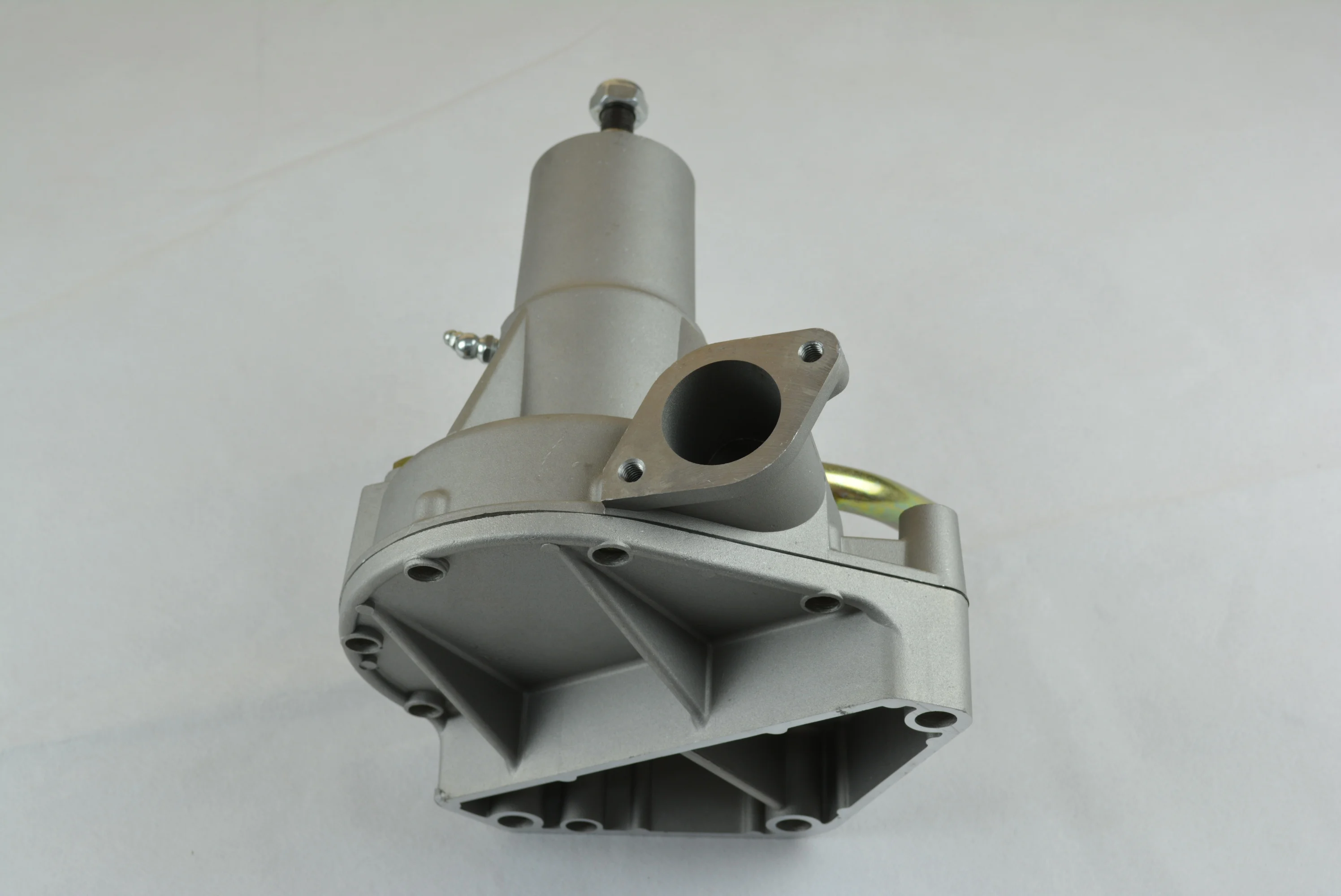 4538058 Brand New Water Pump for Fiat Iveco Bus, Truck Engine Cooling System