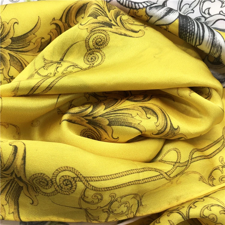 Шелковый шарф с цифровым принтом на заказ