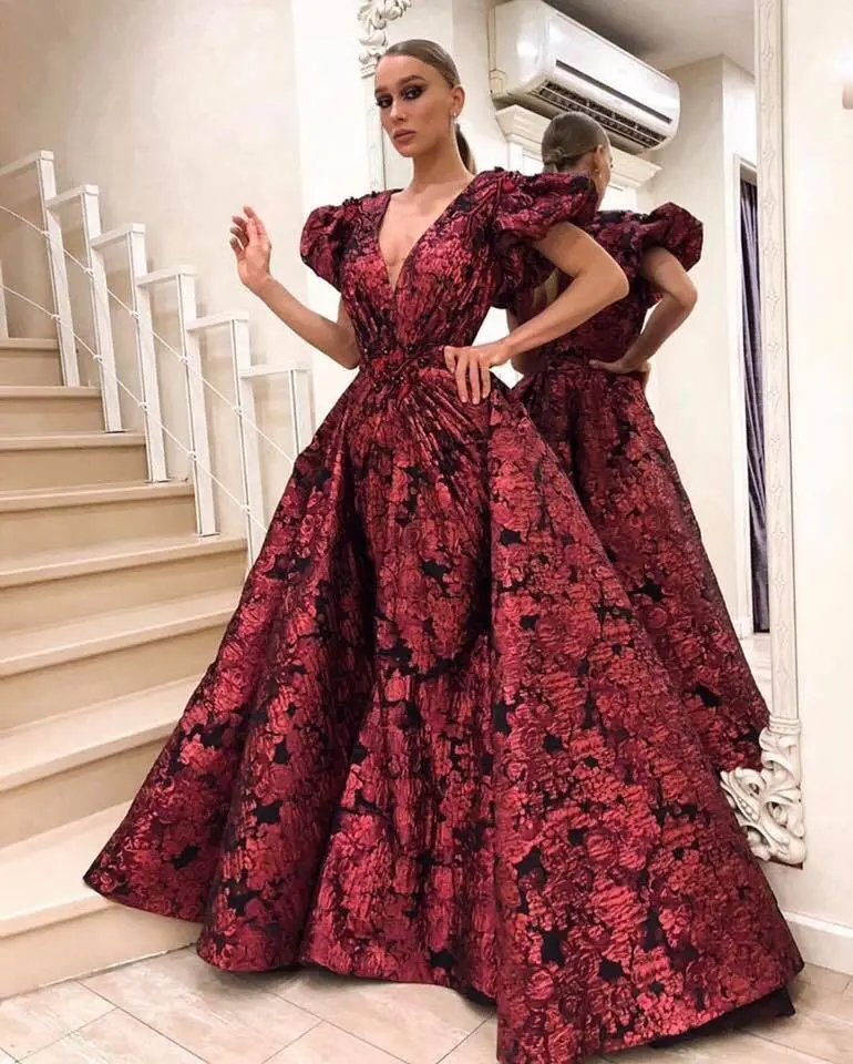 Fashion wedding dress new style floral brocade woven metallic dress jacquard fabric for garments and home textile