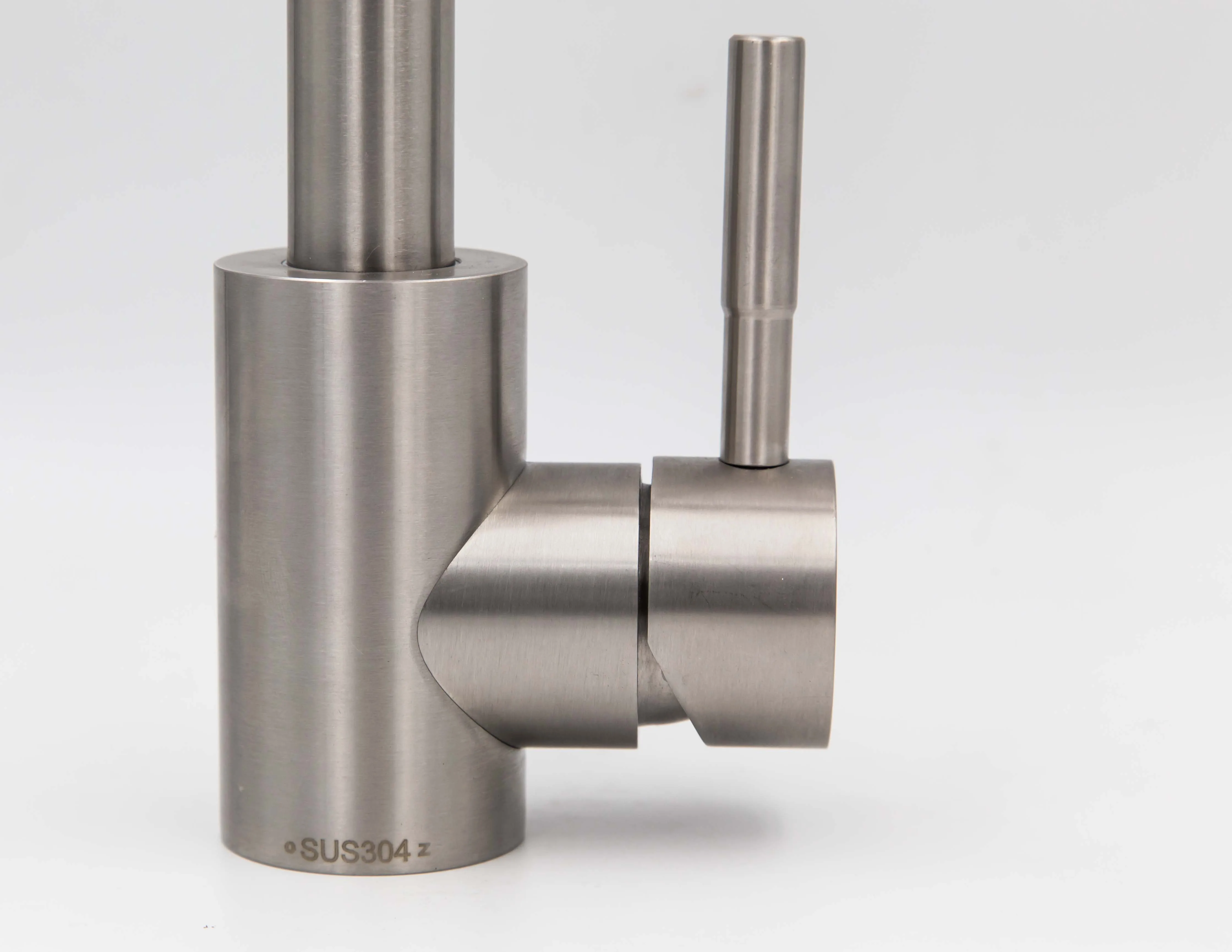 
China Hot and Cold Water Kitchen Sink Mixer Flexible Faucet Griferia Cocina 