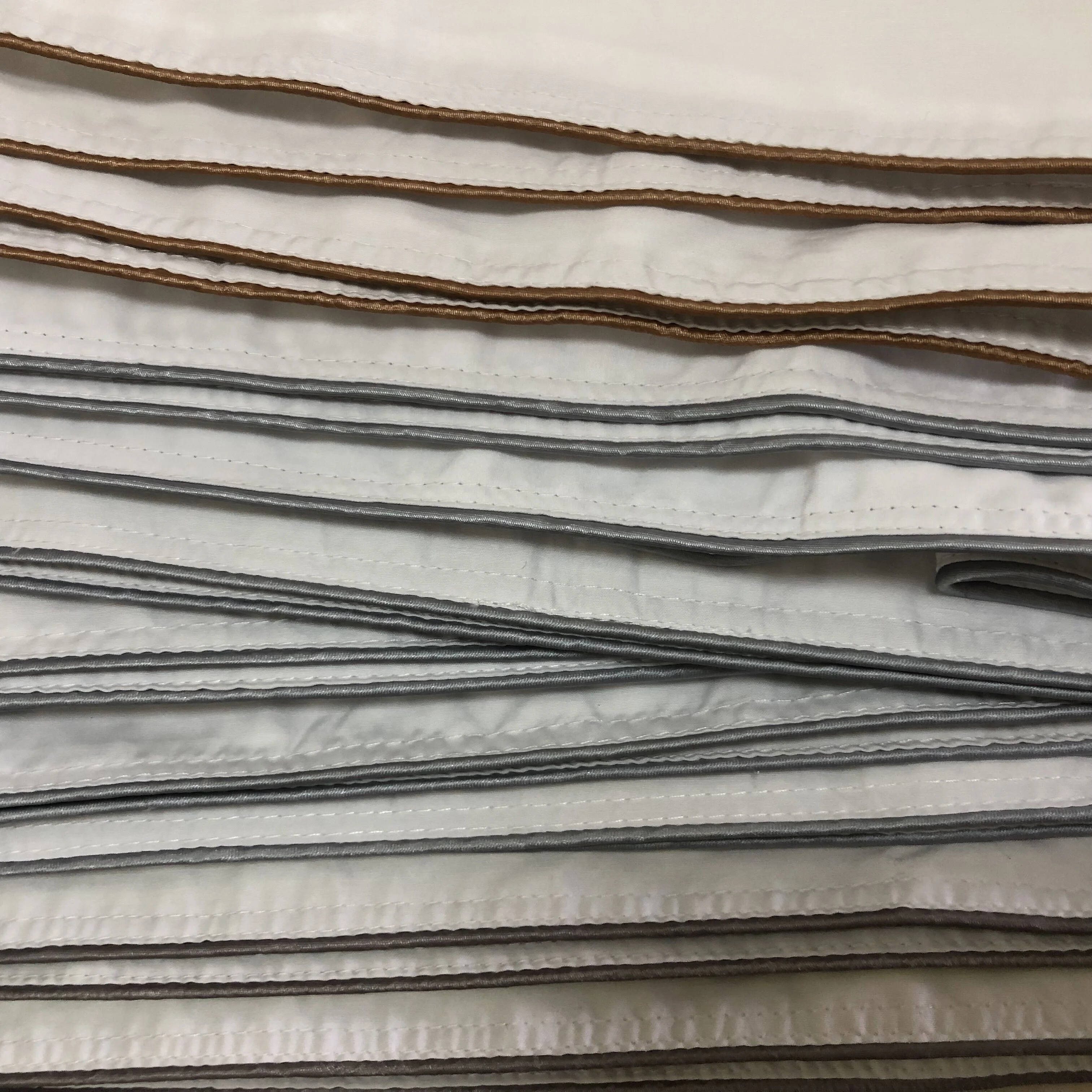 wholesale the high quality organic cotton 233TC pillow shell downproof pillow case quilted pillow protector