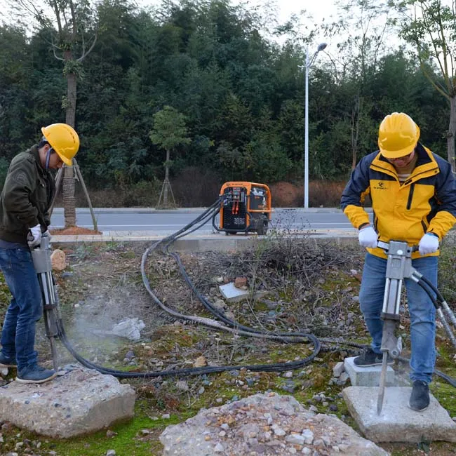 
26kg Concrete Breaking Ani-vibration Hand Held Hydraulic Breaker 