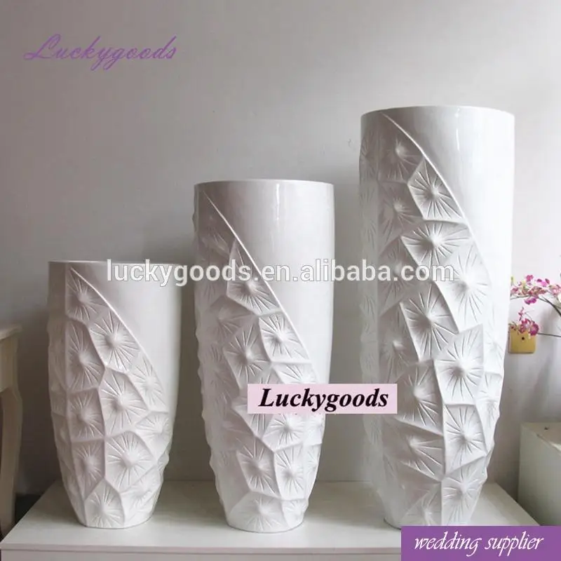 
LG20171206-3 hot sale wedding event decoration white plastic pillars 