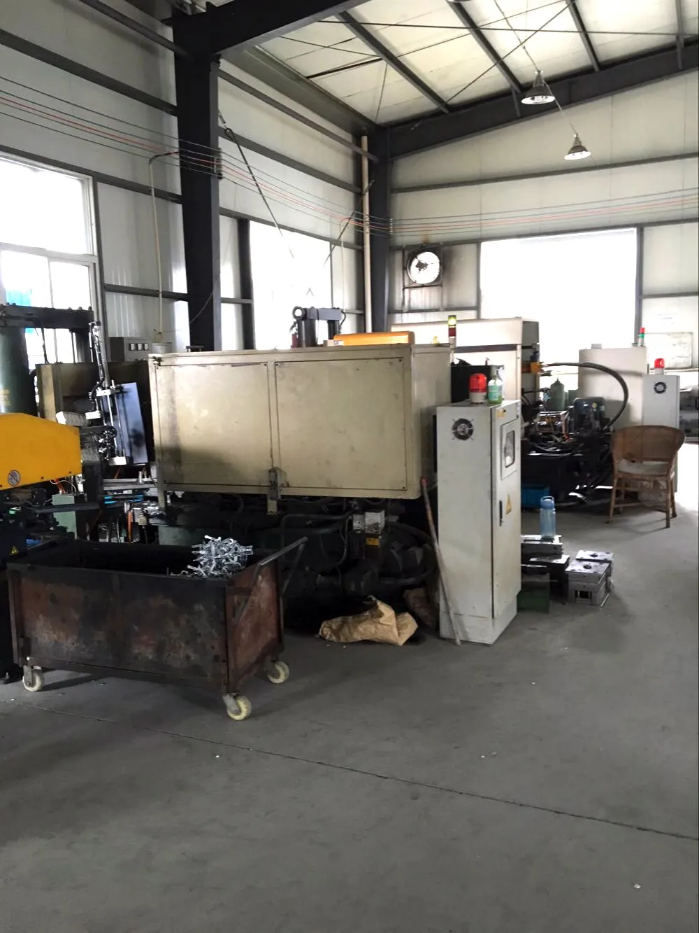 Zinc alloy door latch, sliding window lock;window latch types/sliding window latch/casement window latch lock