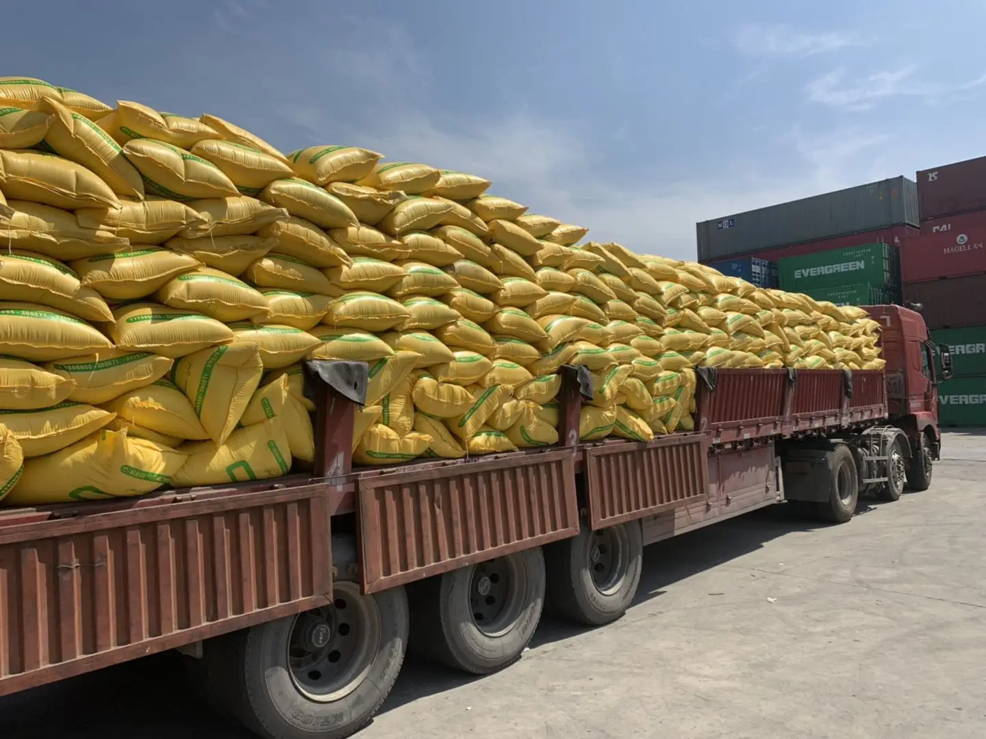 
PRILLED UREA N 46% FERTILIZER 