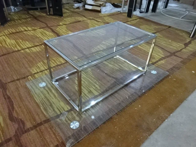 2022 Factory-Made Classic  Wholesale clear glass top with stainless steel pipe coffee table