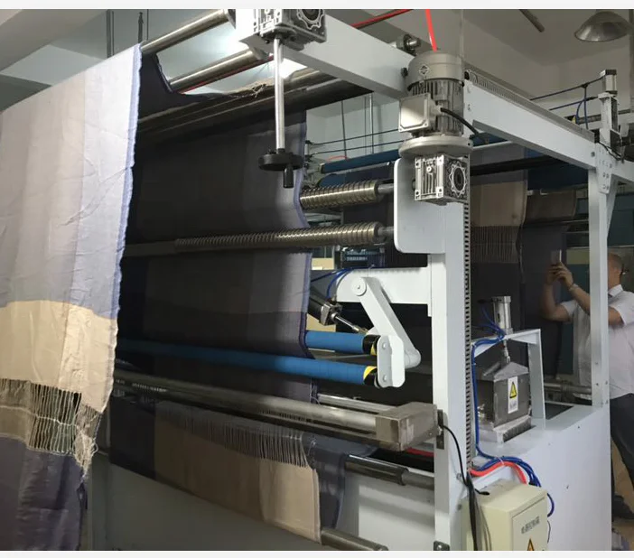 Continuous Automatic Scarf Fringe Steaming Ironing Machine