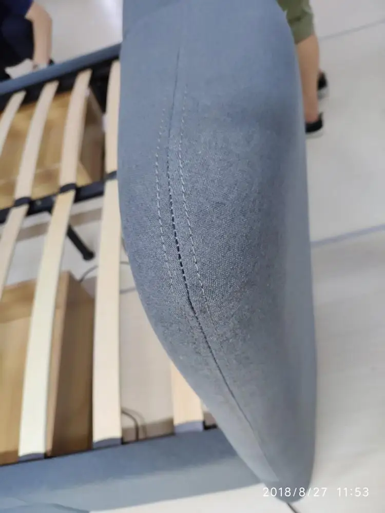 
General Use Luxury Wood Furniture Bedroom Set Automatic Lift TV Bed 