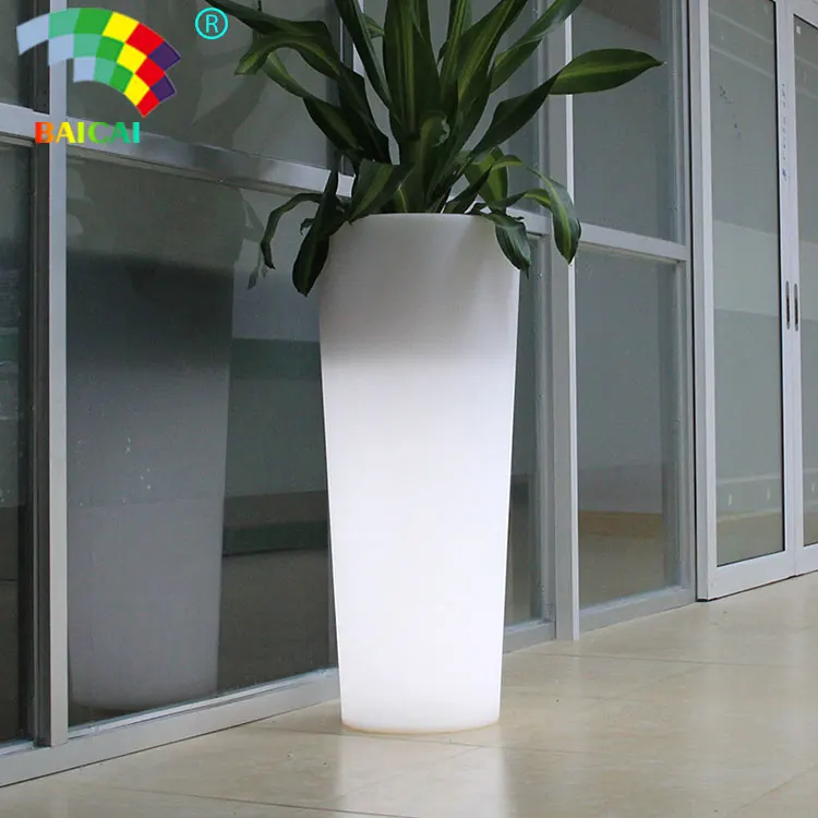 Big Plastic LED Flower Pot Light Color Changing Luminous Floor Vase For Garden Living Room Bedroom Dining Room Decoration Pots