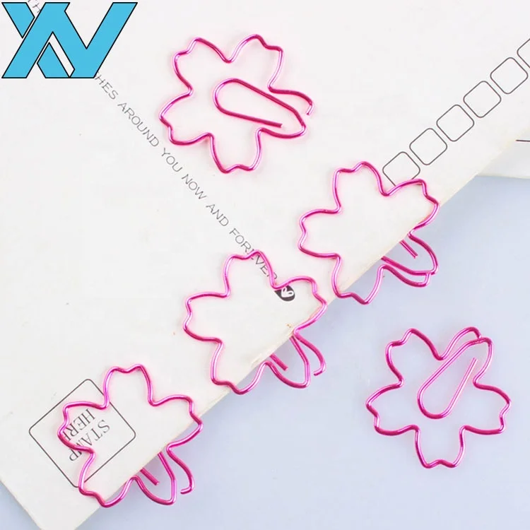 Fancy pink flower cherry shape sakura design paper clips in printing paper box
