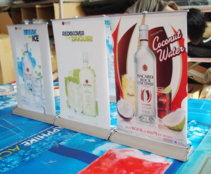 Desktop Pop Up Display Mini  Roll Up Banner