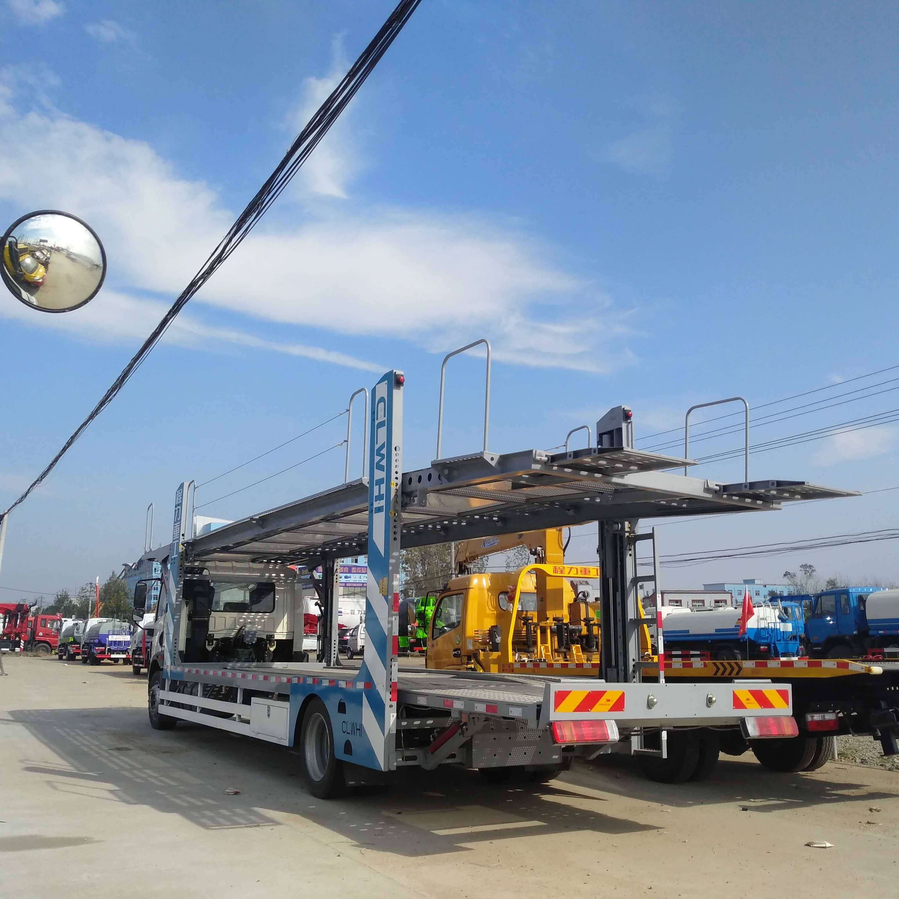 Euro 2/3/4/5 4x2 2 axle vehicle cars transport 4 seats truck car carrier 5 car carrier truck trailer for sale