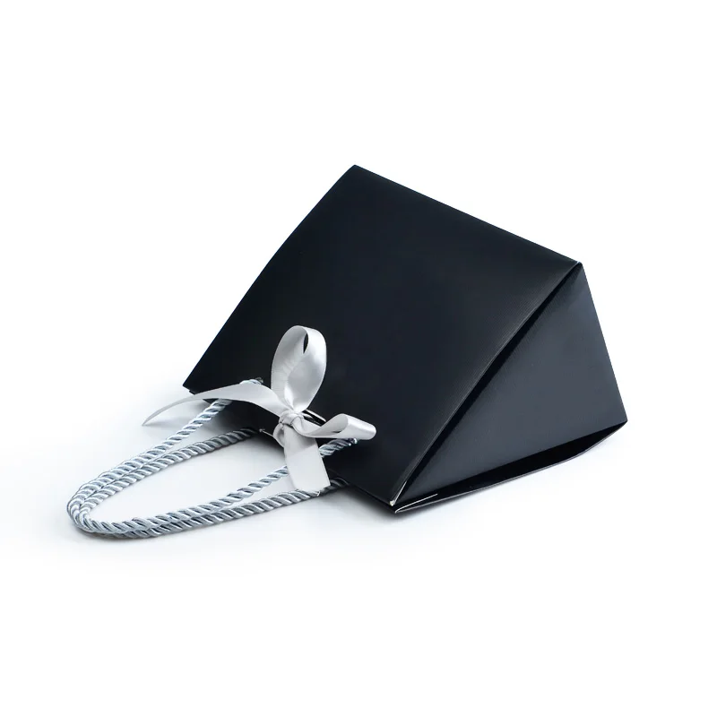 FANXI Factory Wholesale Custom Black Luxury Made In Coated Paper Material Paper Gift Bag