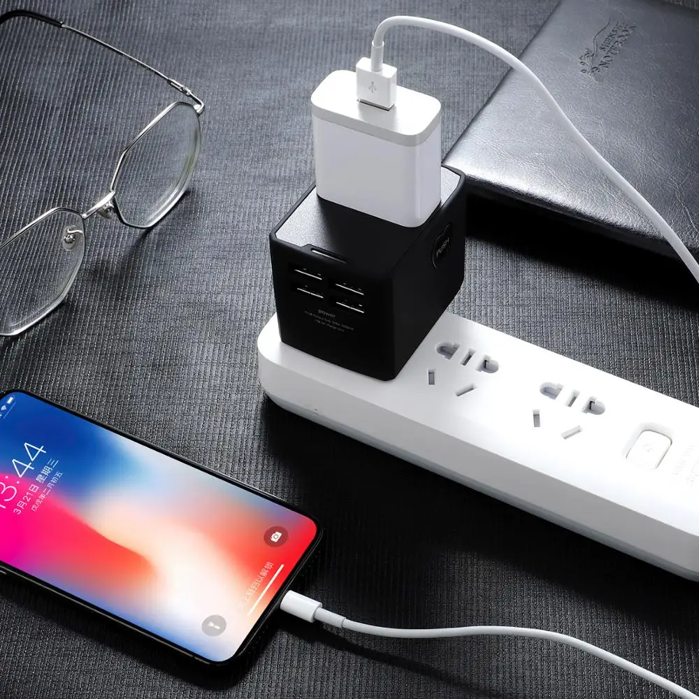 
2019 Newest BS8546 smart world travel adapter australia chinese plug with 4 usb 