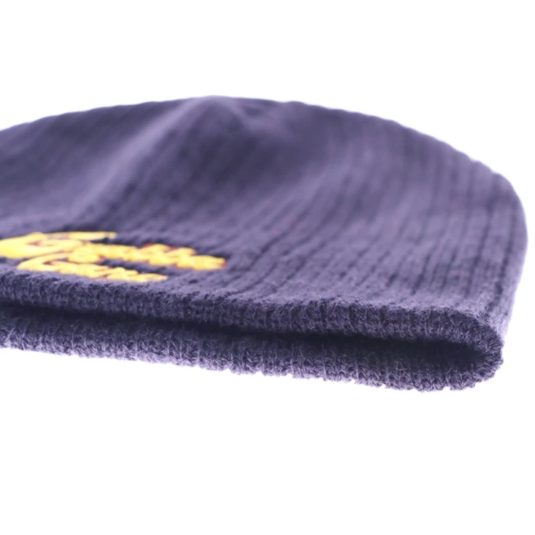 
Wholesale Custom unisex winter outdoor sport cable knit plain striped beanie 