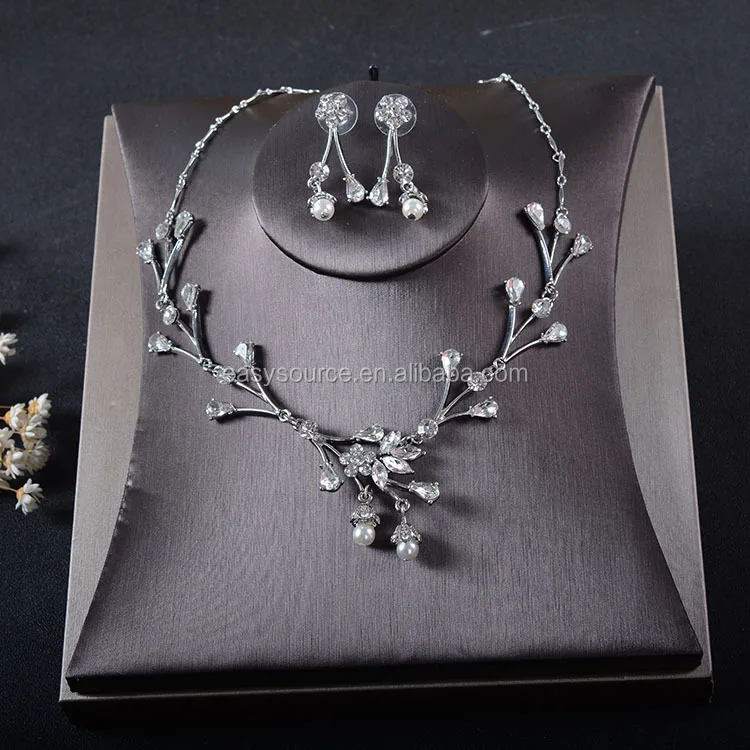 Elegant Flower Diamond Necklace Earring Set Rhinestone Pearl Wedding Jewelry Set