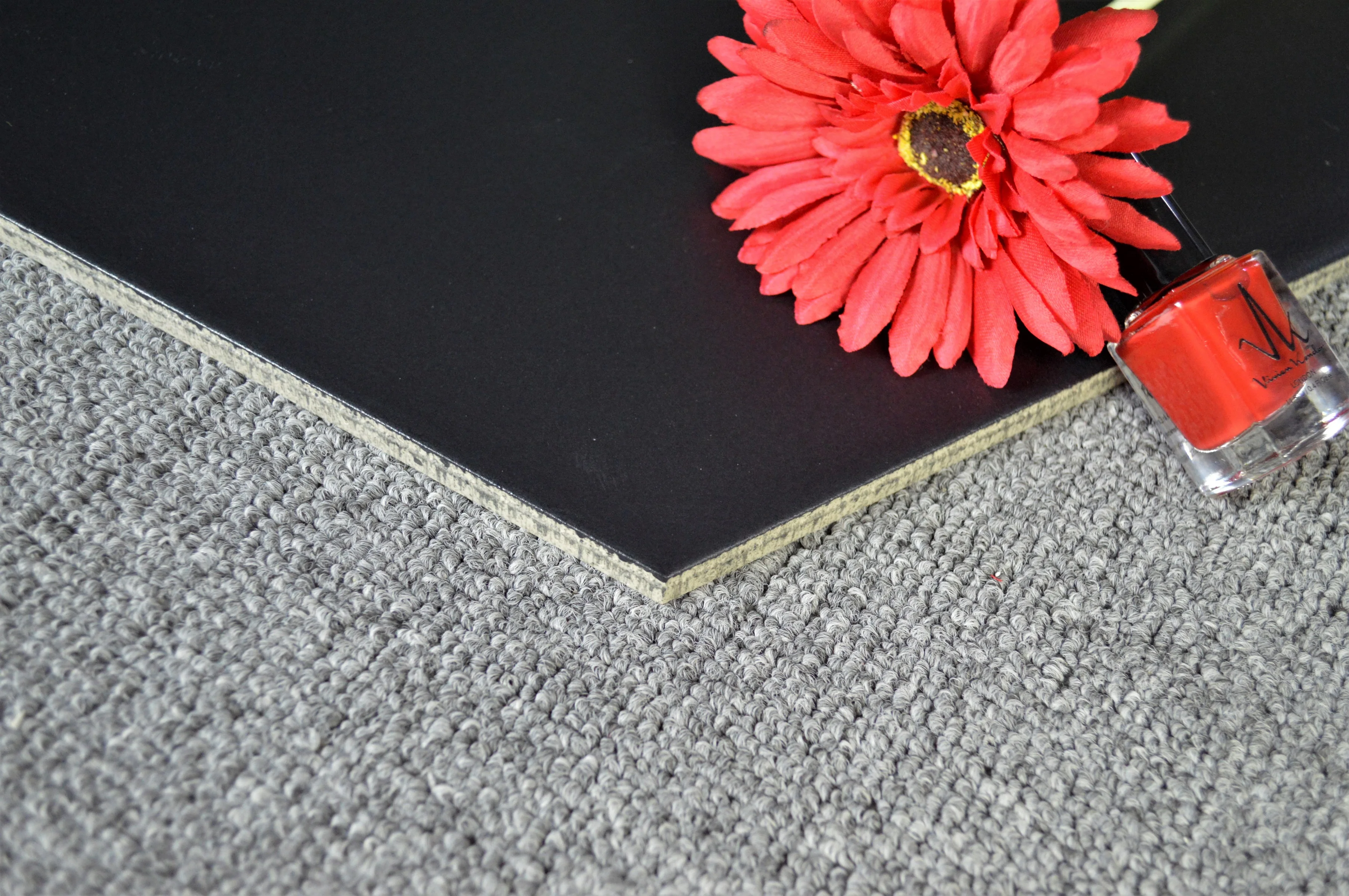 
LUSSO Ceramic royal 520x600mm Non-slip Black Color Firebrick Hexagon Porcellanato Home Floor Tile 