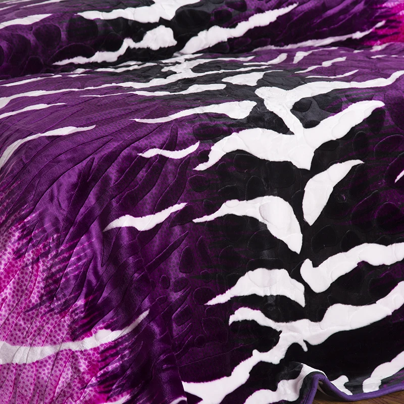 
100% polyester faux fur 220 x 240 cm 4.2 kg thick winter mora blanket 