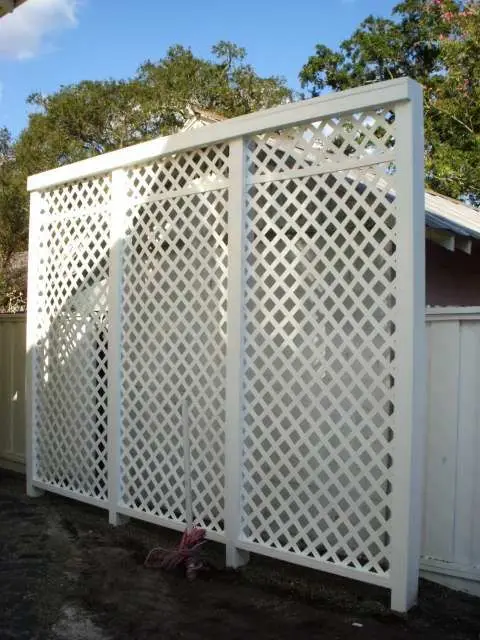 Elegant Cheap Pvc Material Plastic Fence Barrier Lattice Expandable Fence