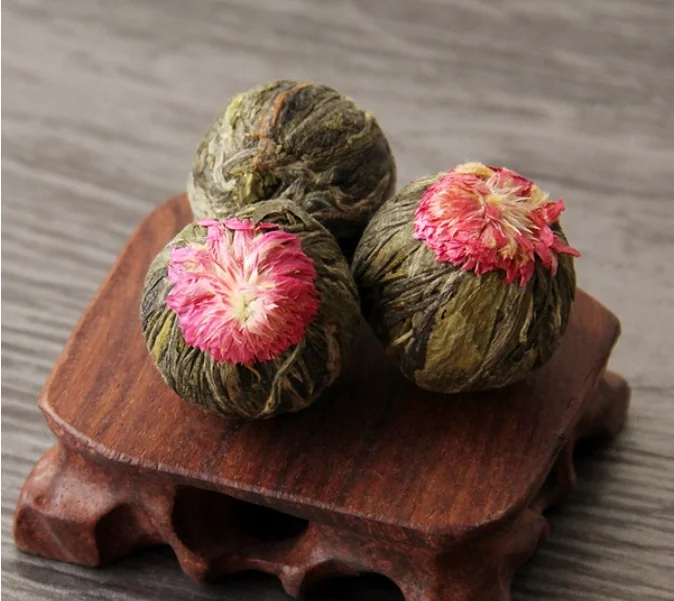 100% handmade Globe Amaranth flower blooming tea