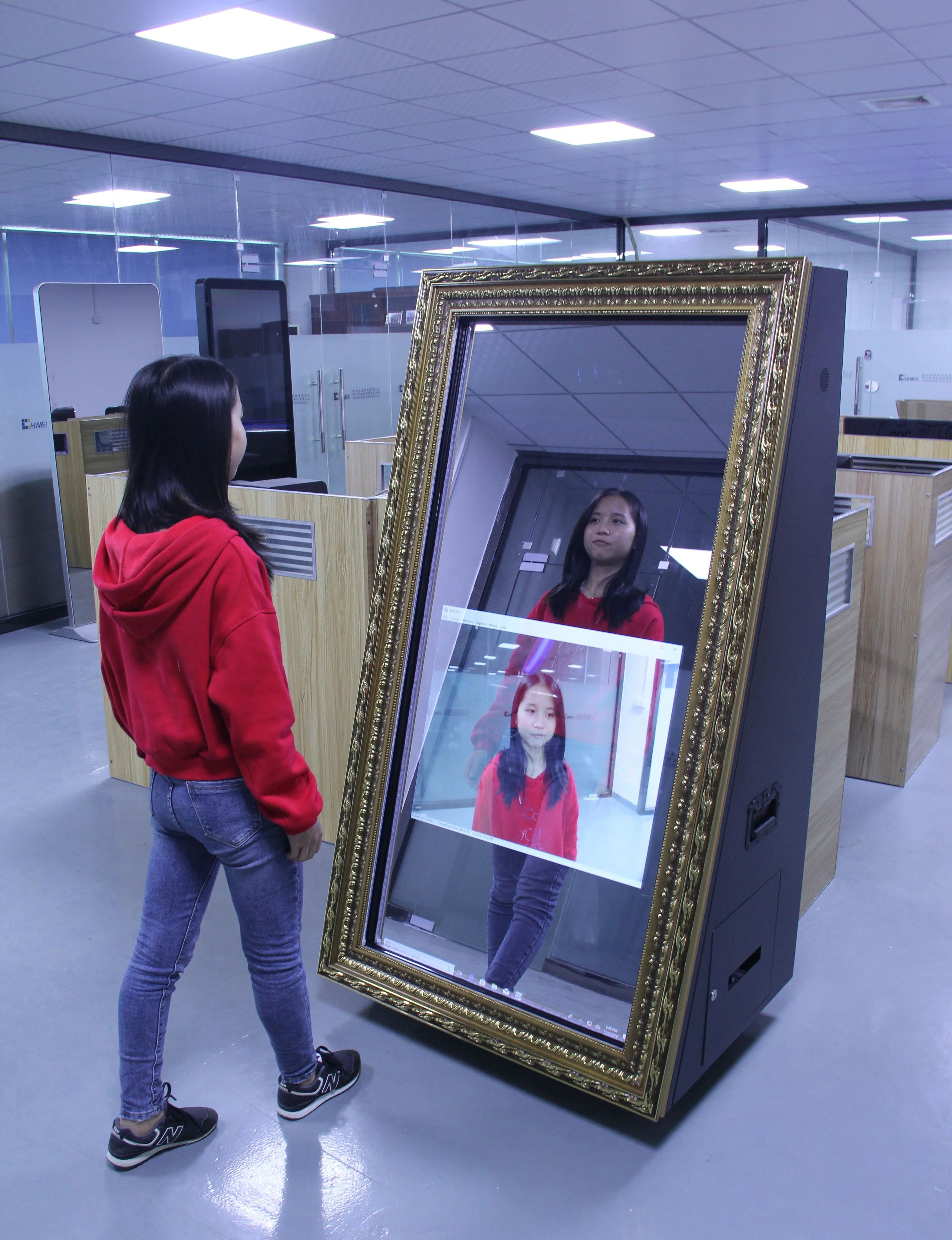  43 дюймов ЖК-дисплей в социальных сетях цифровой селфи волшебное зеркало мне Photo Booth