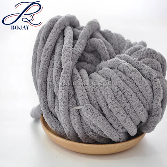 Chunky Vegan Yarn 2018 hot sale 100% Polyester Chenille yarn for Crochet hand knitting Baby Blankets Chunky Chenille yarn
