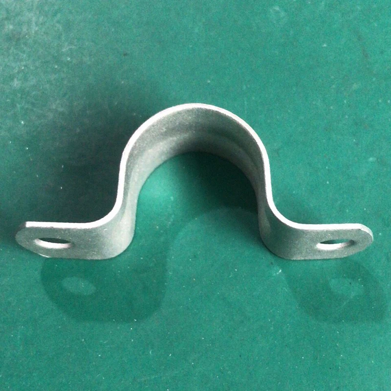 
High Quality Zinc Plated Galvanized Two Hole Electric Conduit Spacer Bar Saddles Pipe Clamp 