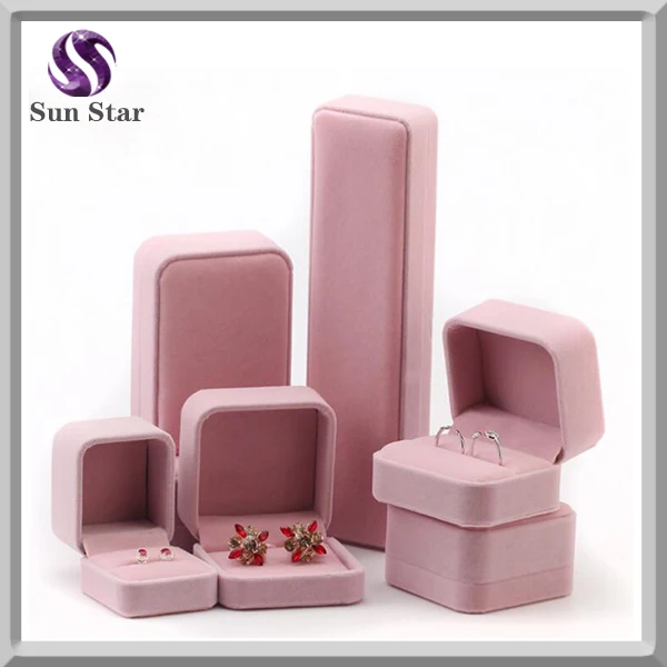 Luxury velvet red jewelry gift boxes for necklace earrings rings