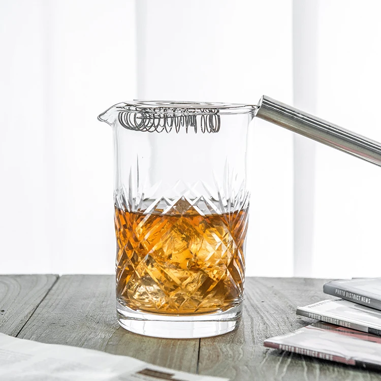 Exquisite Seamless Lead-free Crystal Cocktail Mixing Glass