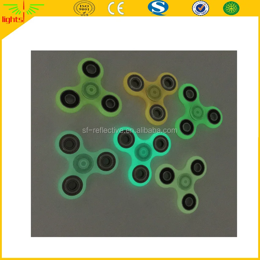 factory price glow in the dark finger spinning fidget spinner fidget 3 bearing toy top selling