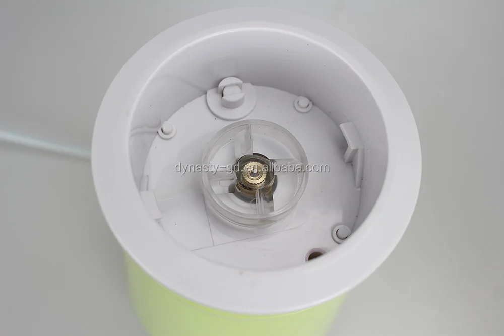 
Most Popular Mini Travel Vacuum Blender Food Processor Fruit Juicer 