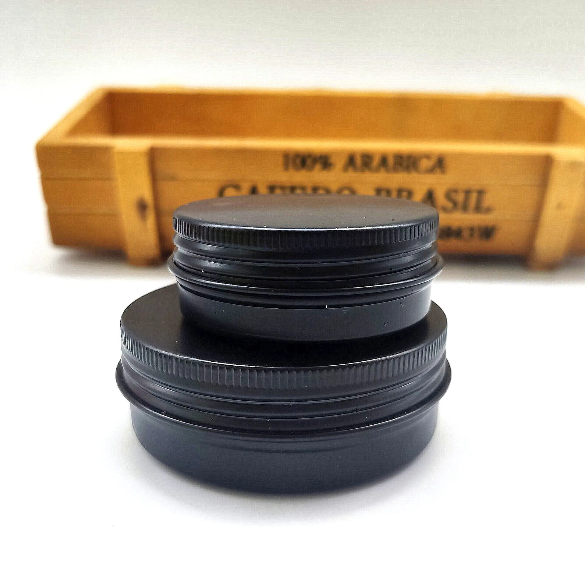 5ml 10ml 15ml 30ml 100ml primary color and black cosmetic aluminum jar with screw lid