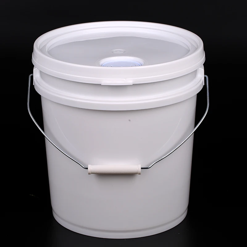 Food grade Cheap reusable unbreakable 5kg white round plastic fish bucket with lid and handle 5 liter for water manufacture