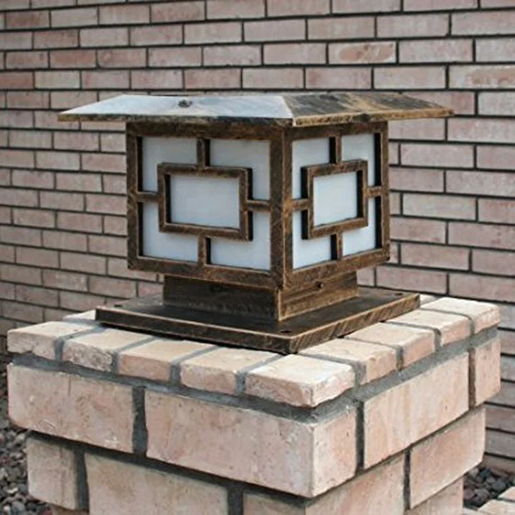 3w black aluminum body material Fence post lights gate home waterproof solar pillar lamp