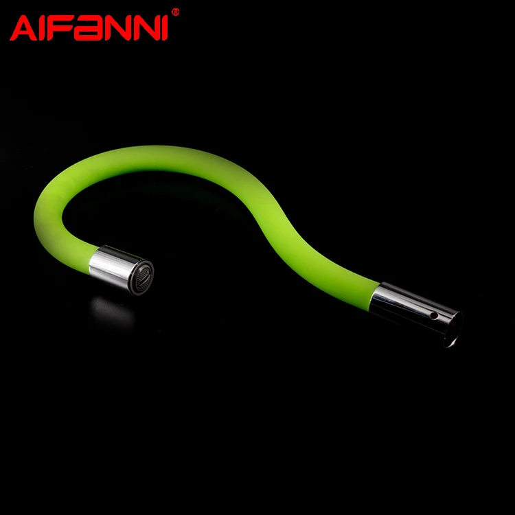 Рекламные цены бесплатный образец гибкий шланг для кухни коснитесь