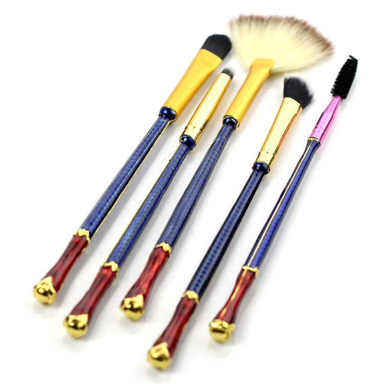Gift Movie Justice League cool Wonderwoman Gifts New Design Beauty Makeup / Cosmetic Face Metal Makeup Brushes
