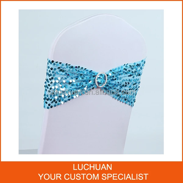 Чехол на стул с поясом и блестками