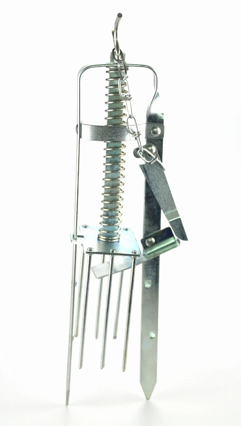 Outdoor metal hole tunnel gopher mole trap galvanized for garden