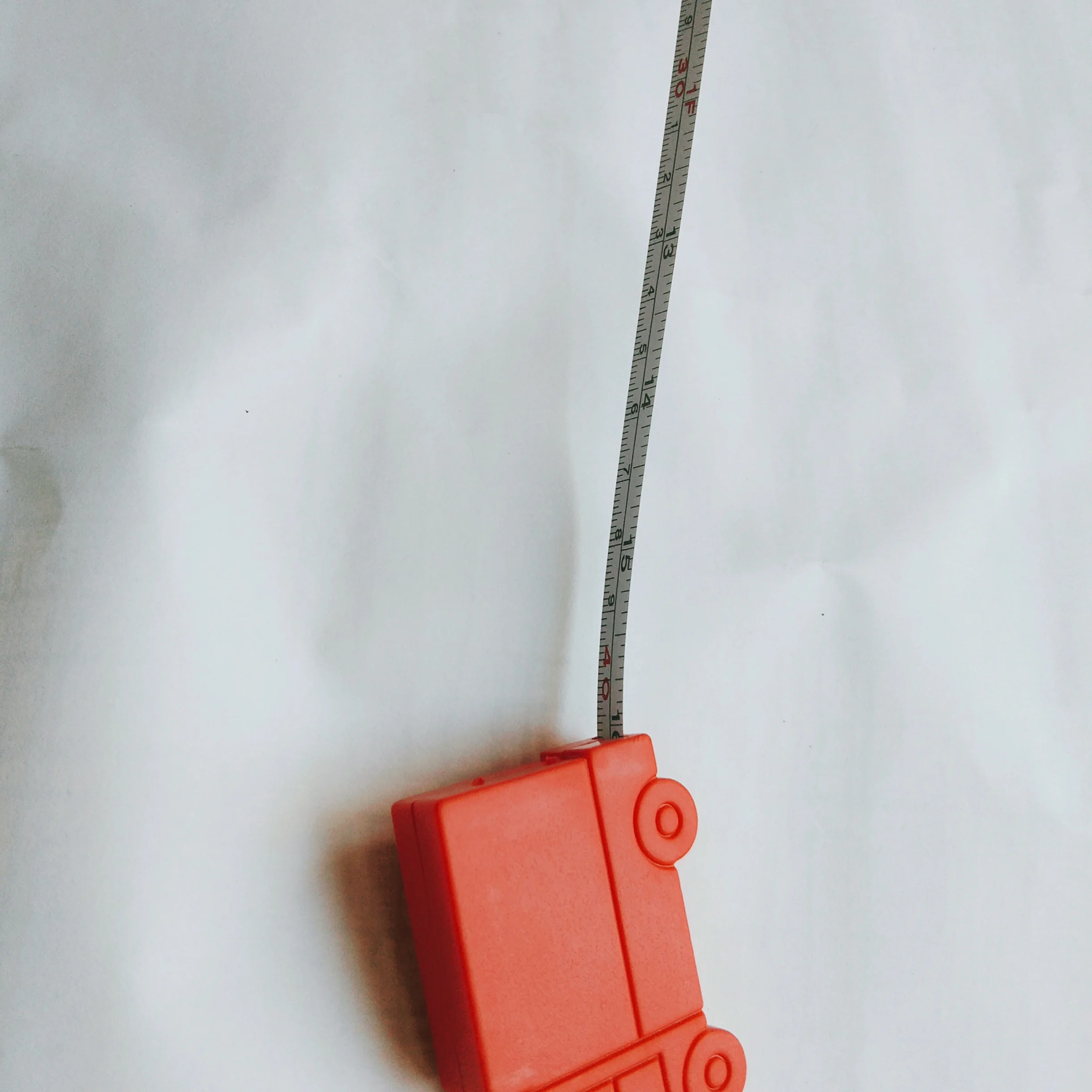 wholesale logo printed  cheap car shape keychain tape measure 1 meter  40Inch