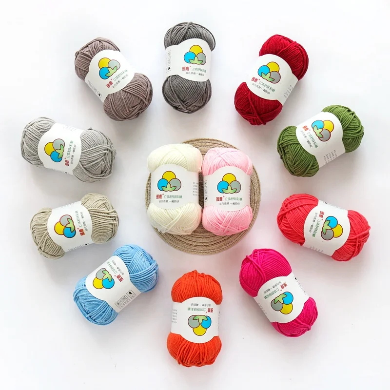 Бесплатный образец высококачественной цветной 100% хлопчатобумажной пряжи для вязания своими руками