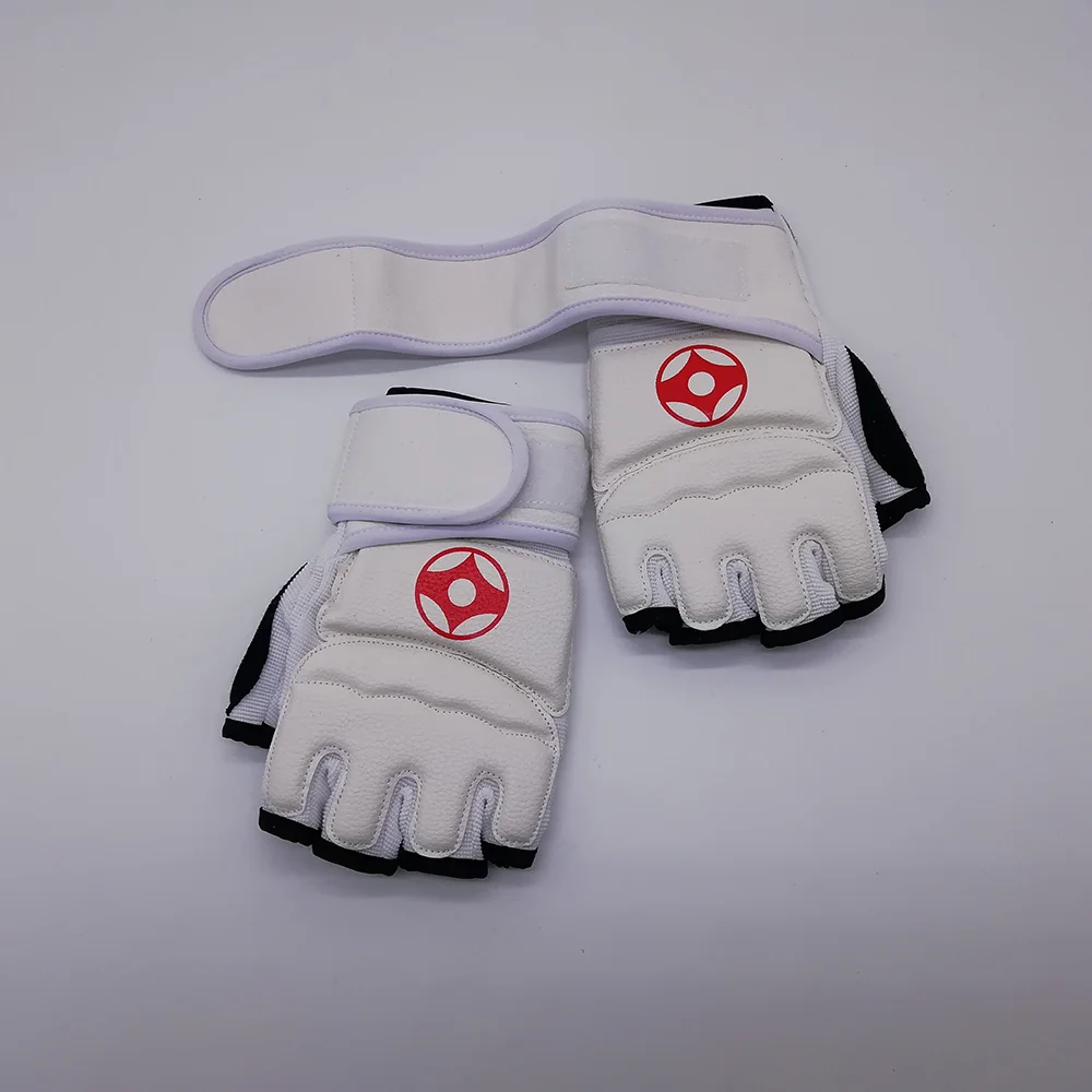 Белые кожаные перчатки karate kyokushin для Ichigeki
