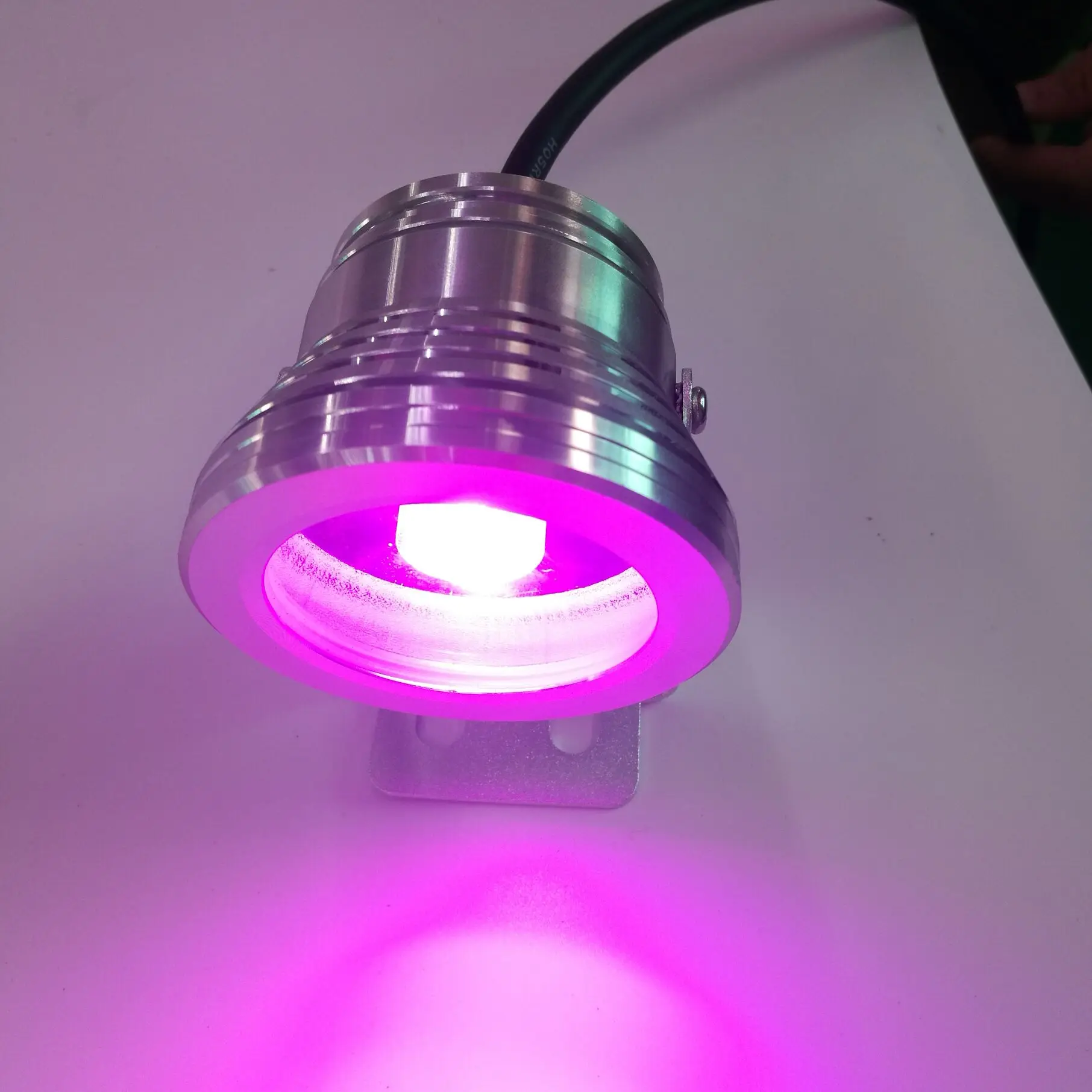 DMX управление RGBW 4 в 1 8 Вт светодиодный садовый светильник с IP65