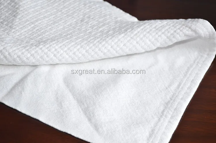 Factory direct price wholesale White woven leno 100% organic cotton breathable light hospital blanket for bed sheet blanket