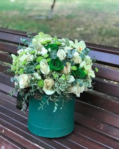 Different design flower packaging box