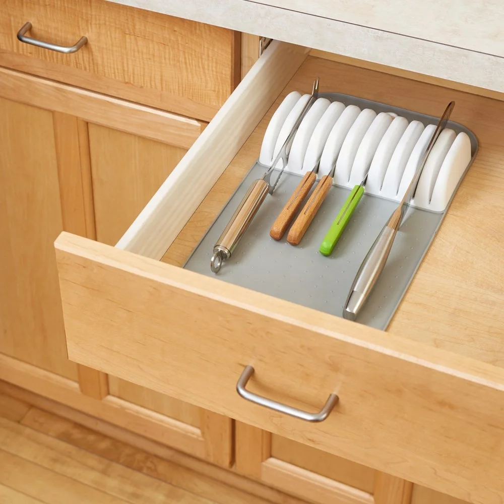 ZNF00080 Plastic Grey Kitchen Drawer Knives Organizer Mat Holds up to 11 knifes In-Drawer Knife Holder with Soft Grip Slot