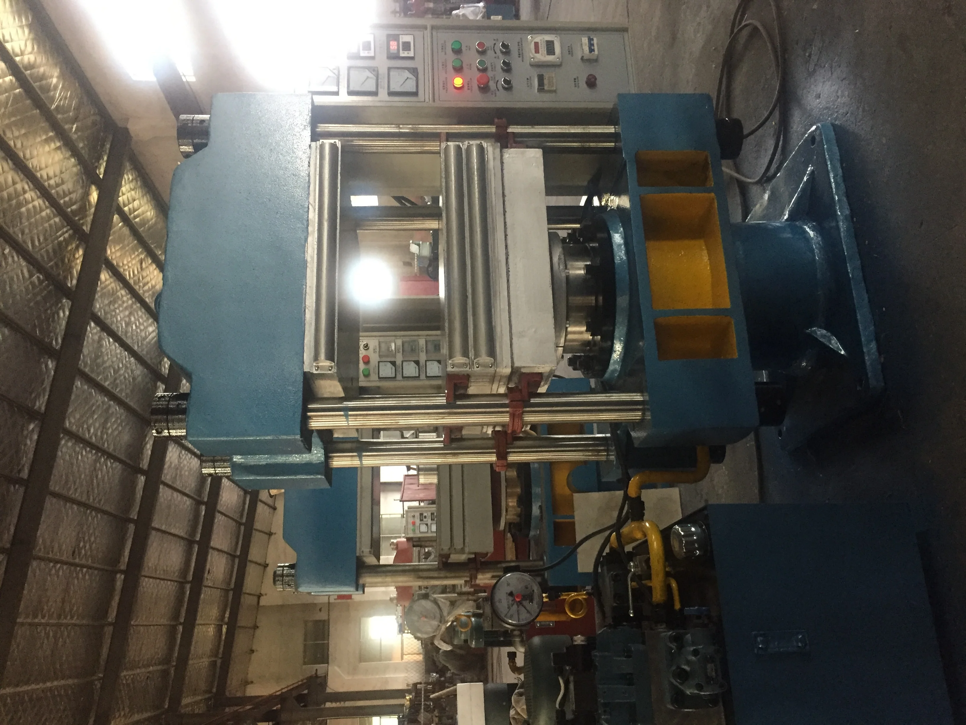 High Quality Rubber vulcanizing press machine