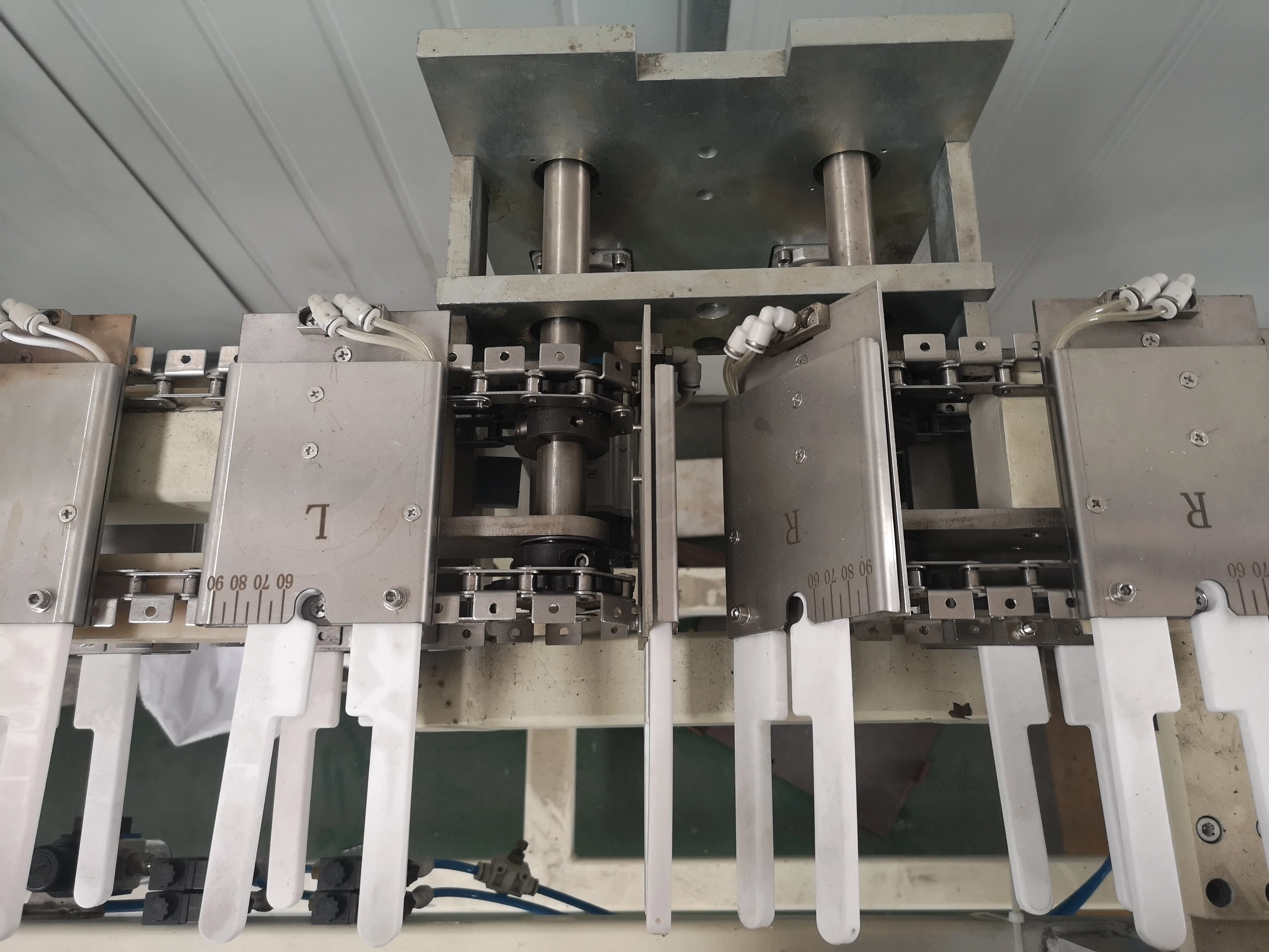 Brandnew surgical fully automatic glove packaging machine